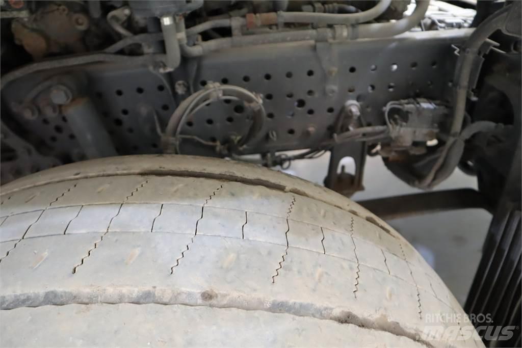 Mercedes-Benz Actros 1843 وحدات الجر