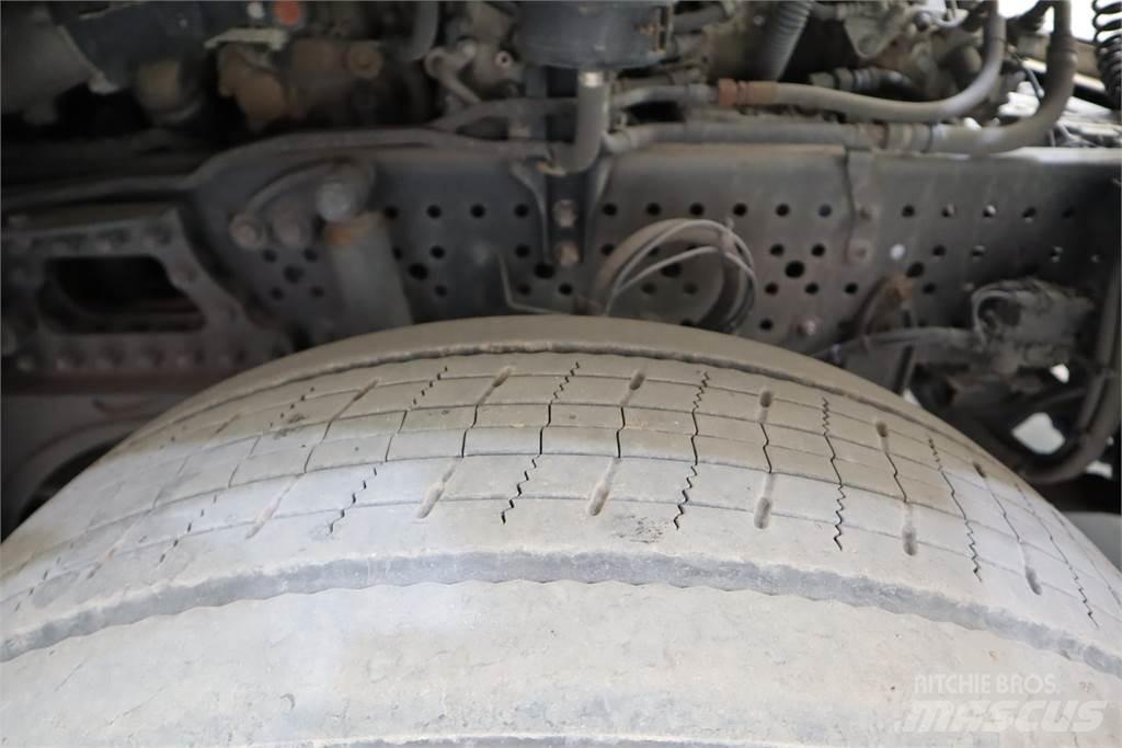 Mercedes-Benz Actros 1843 وحدات الجر
