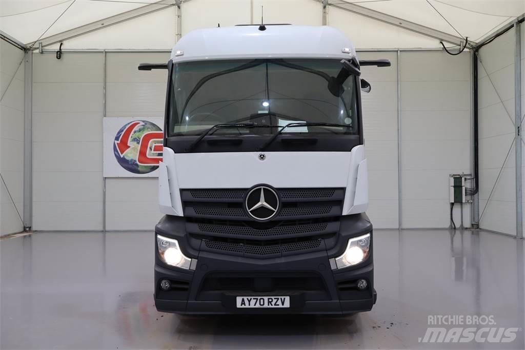 Mercedes-Benz Actros 1845 وحدات الجر