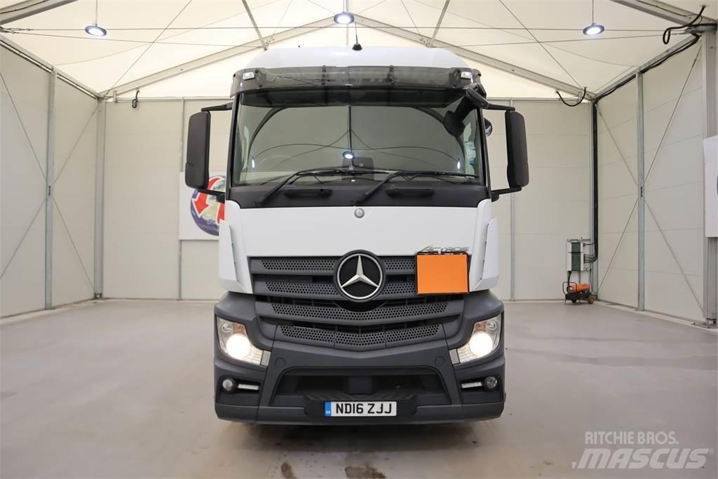 Mercedes-Benz Actros 2443 وحدات الجر