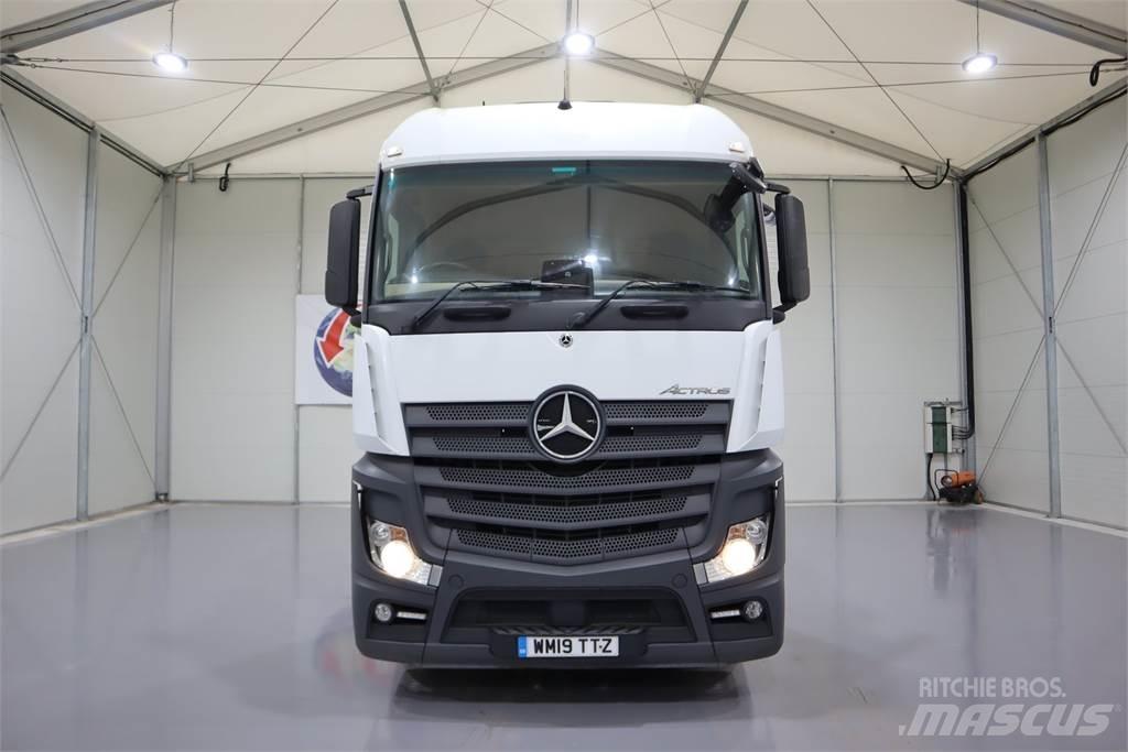 Mercedes-Benz Actros 2543 وحدات الجر
