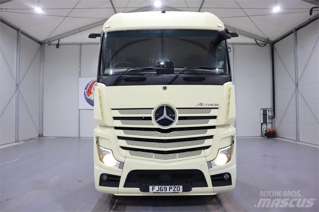 Mercedes-Benz Actros 2545 وحدات الجر