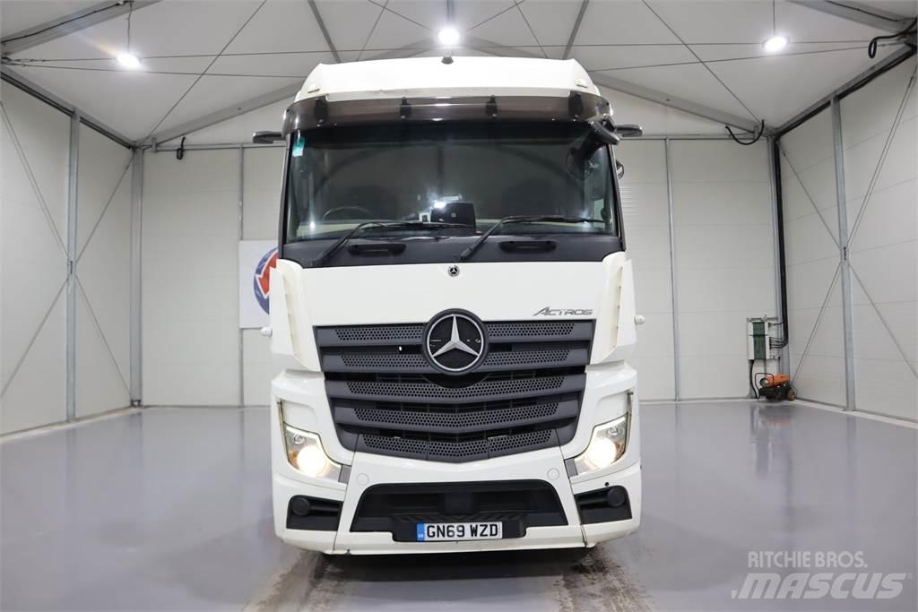 Mercedes-Benz Actros 2545 وحدات الجر