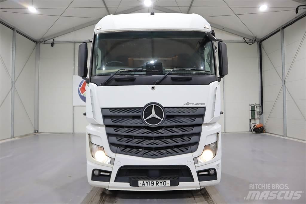 Mercedes-Benz Actros 2545 وحدات الجر