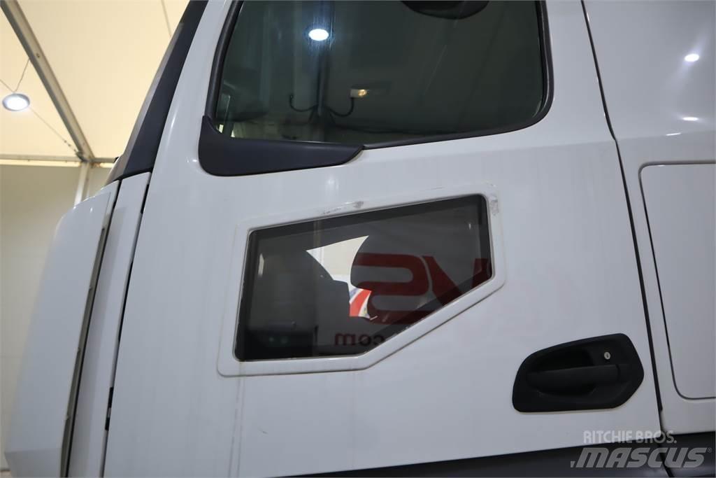 Mercedes-Benz Actros 2545 وحدات الجر
