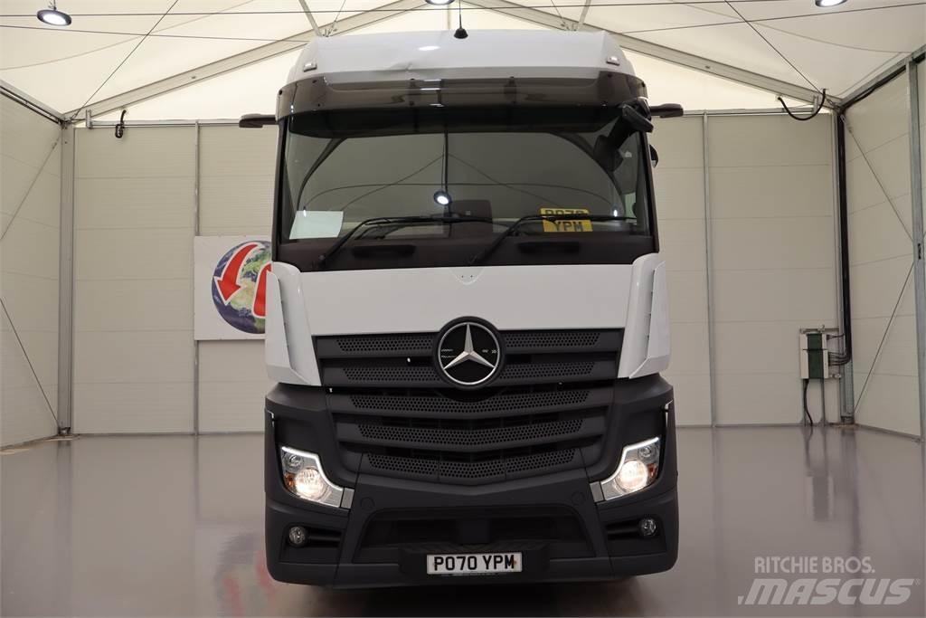Mercedes-Benz Actros 2545 وحدات الجر