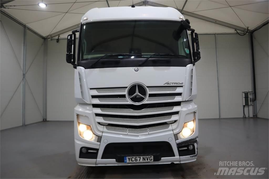 Mercedes-Benz ACTROS 2546 وحدات الجر