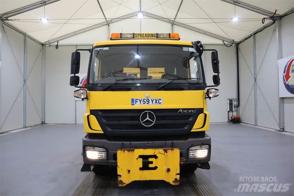 Mercedes-Benz AXOR 2629 آلات التغطية بالرمل