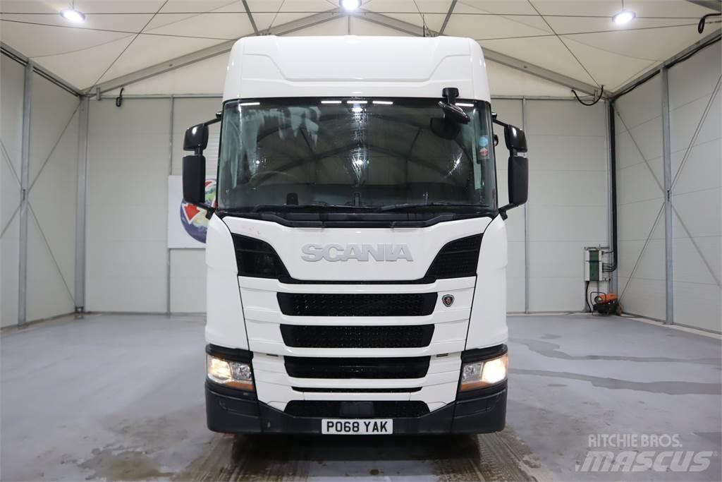 Scania R450 وحدات الجر