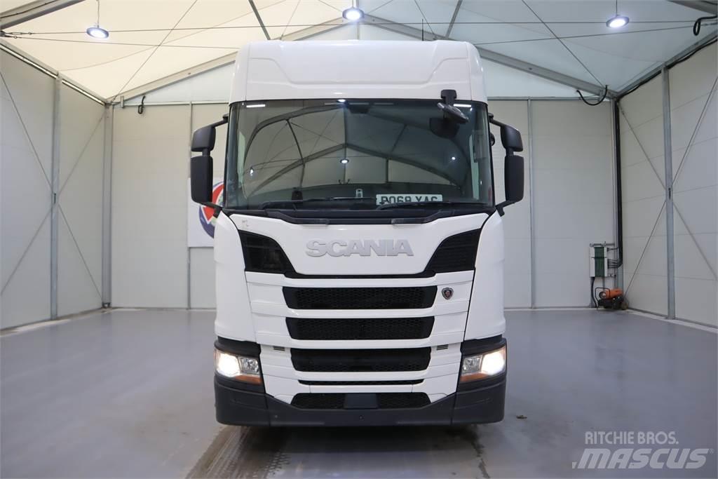 Scania R450 وحدات الجر