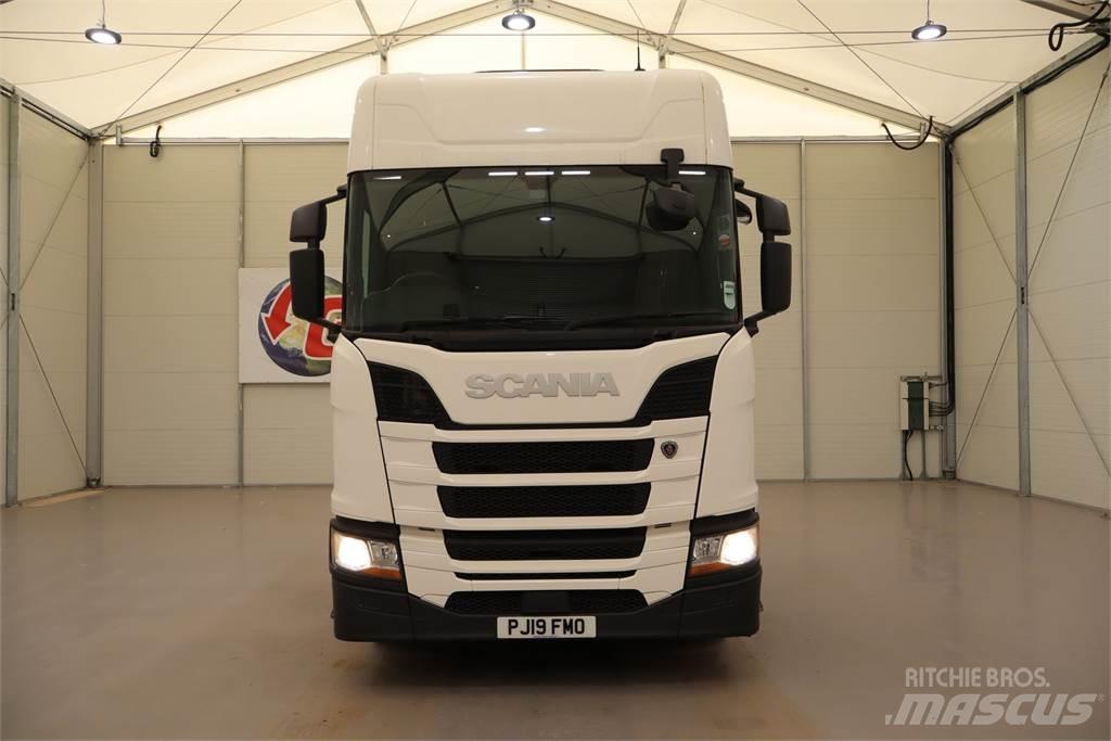 Scania R450 وحدات الجر