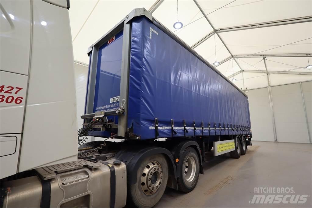 SDC Trailers Curtain Sider مقطورات أخرى
