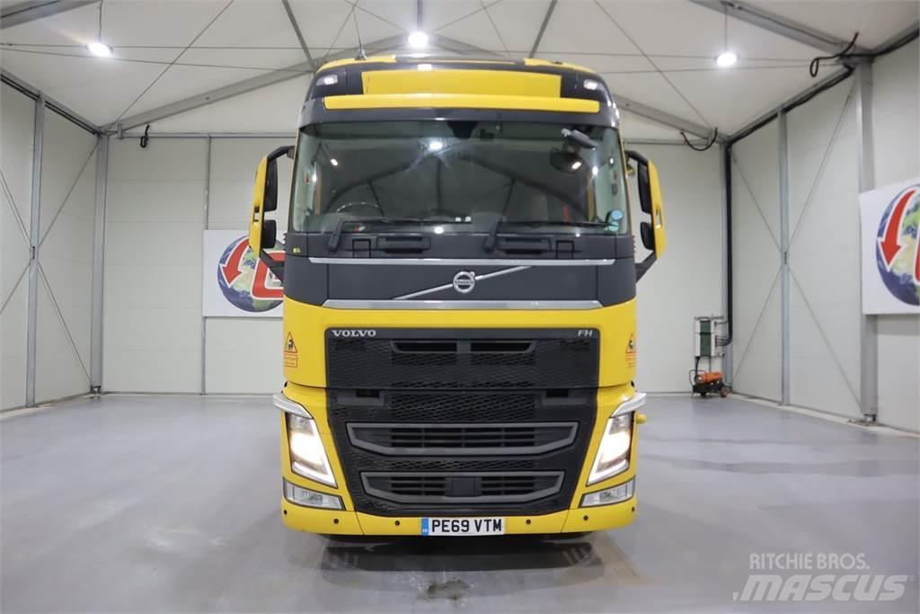 Volvo FH460 وحدات الجر