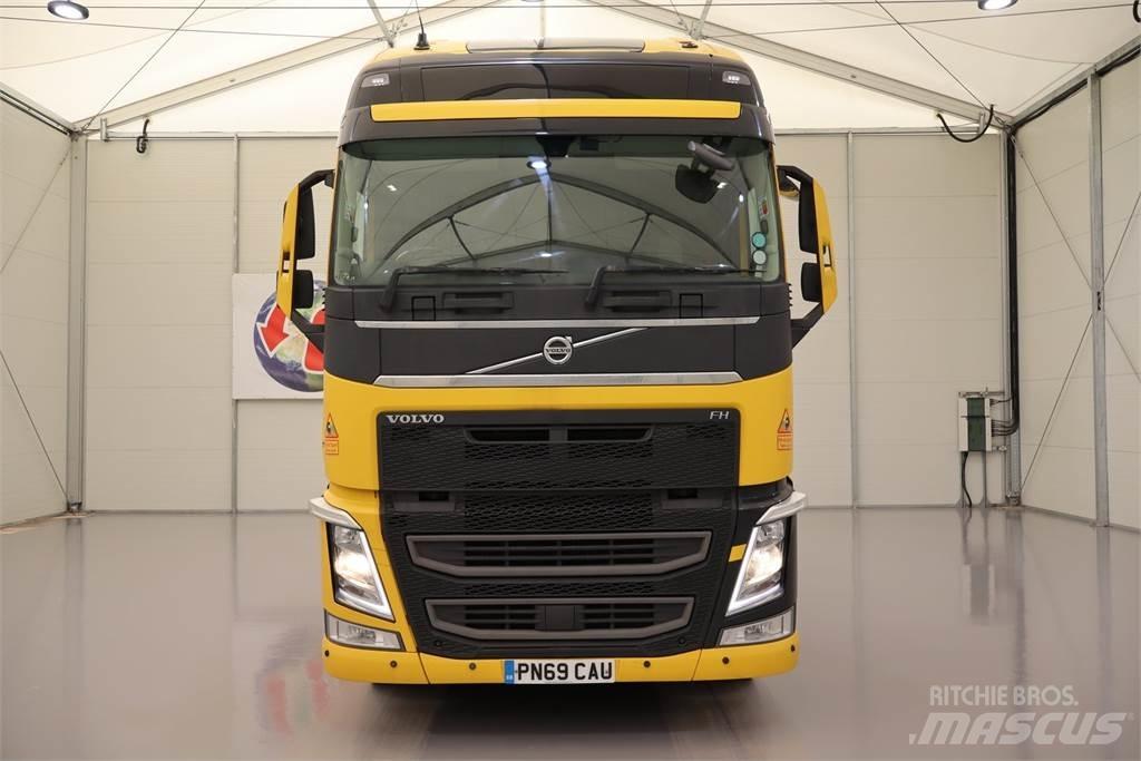 Volvo FH460 وحدات الجر