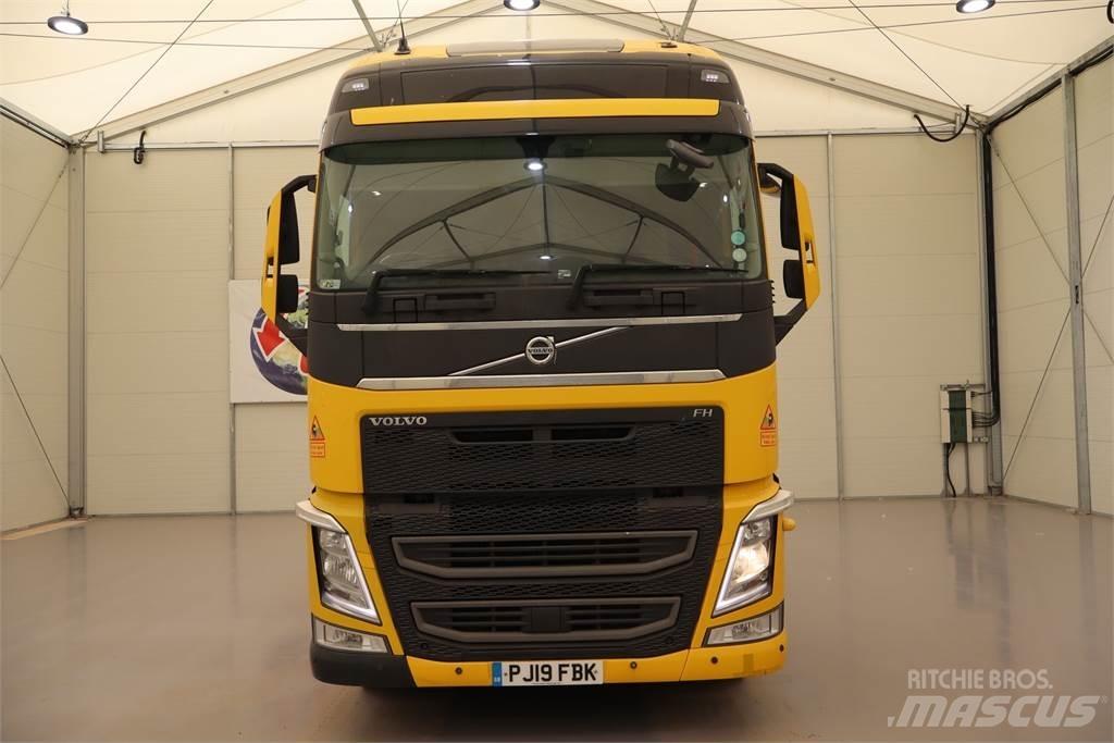 Volvo FH460 وحدات الجر