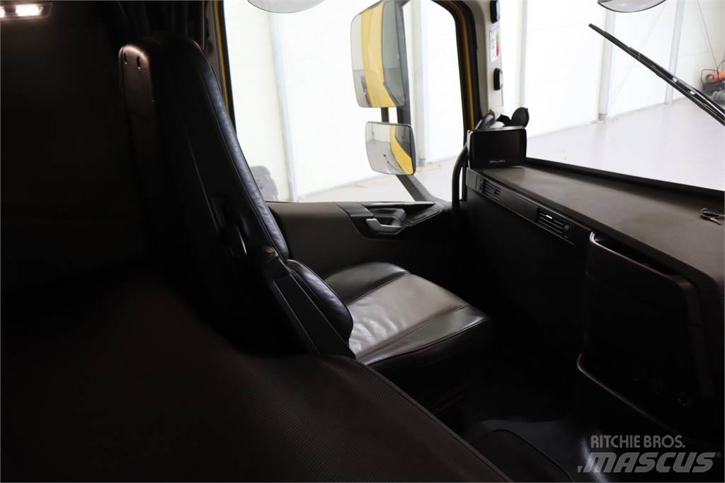 Volvo FH460 وحدات الجر