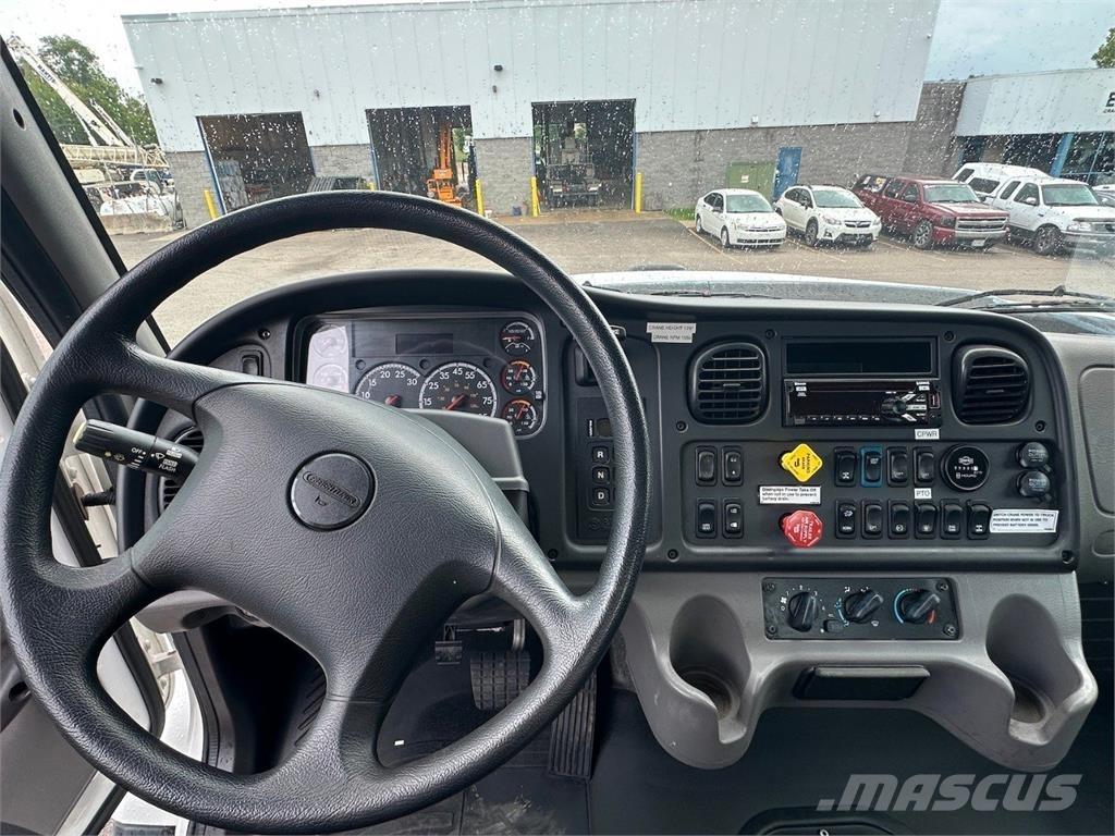 National 900A شاحنات الرافعات