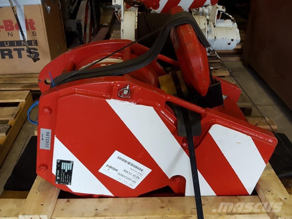 Tadano  أجزاء ومعدات رافعات