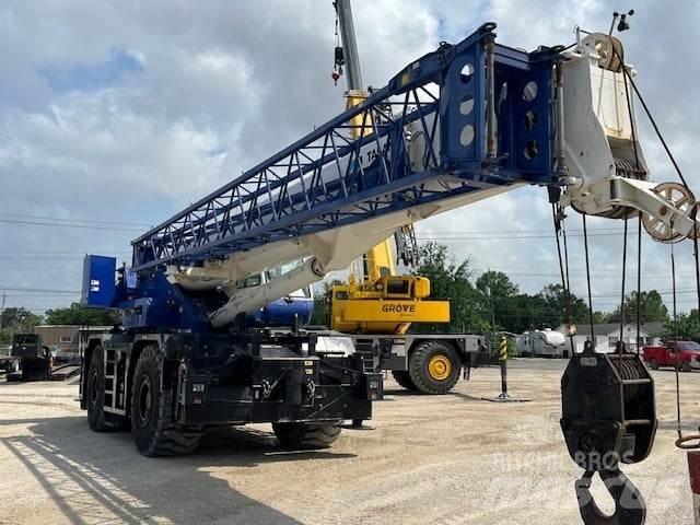 Tadano GR-1000XL-3 رافعات الطرق الوعرة