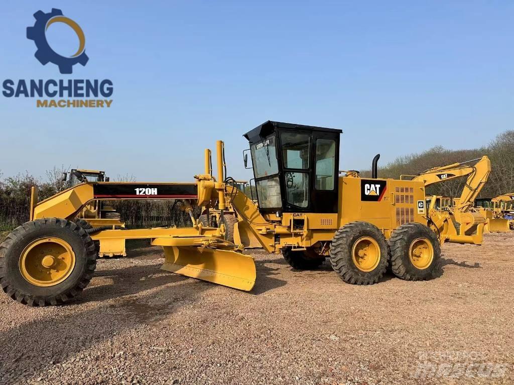 CAT 120H معدات تمهيد الطرق