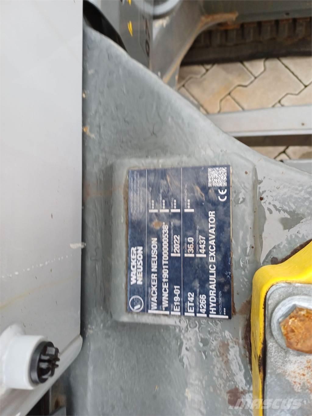 Wacker Neuson ET42 حفارات زحافة