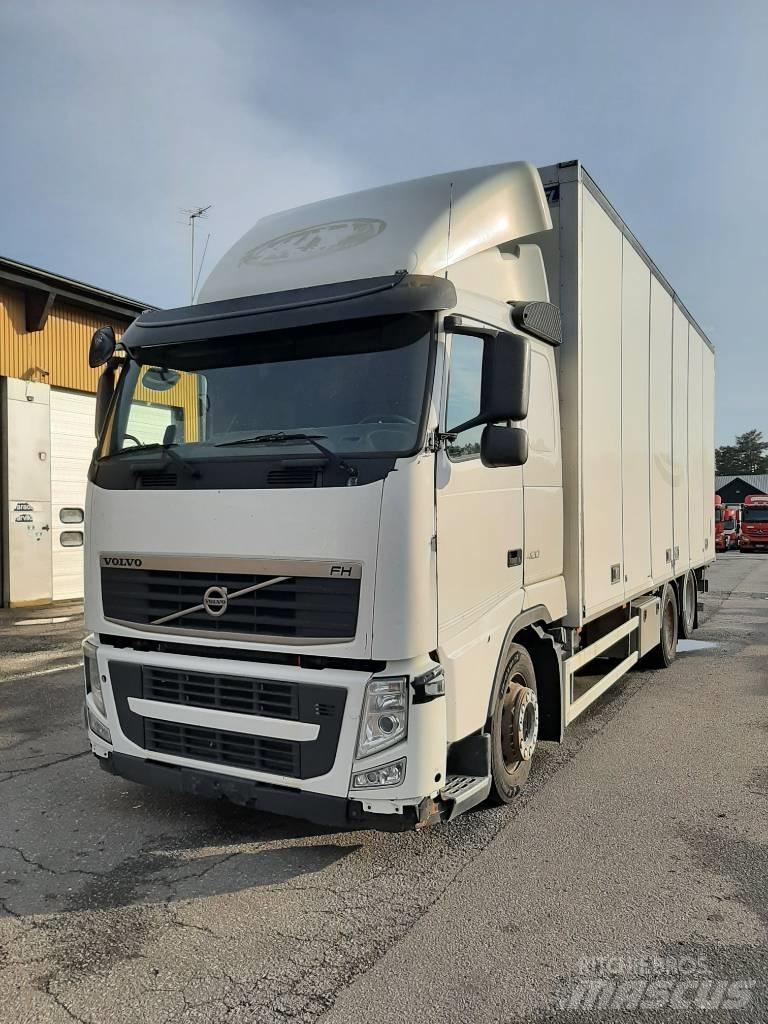 Volvo FH 13 شاحنات ذات هيكل صندوقي