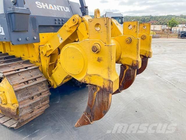 Shantui SD22W بلدوزرات مجنزرة