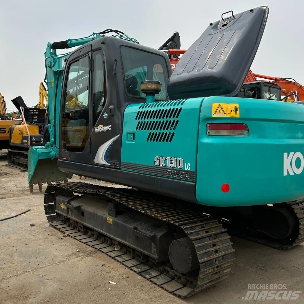Kobelco 130 حفارات زحافة