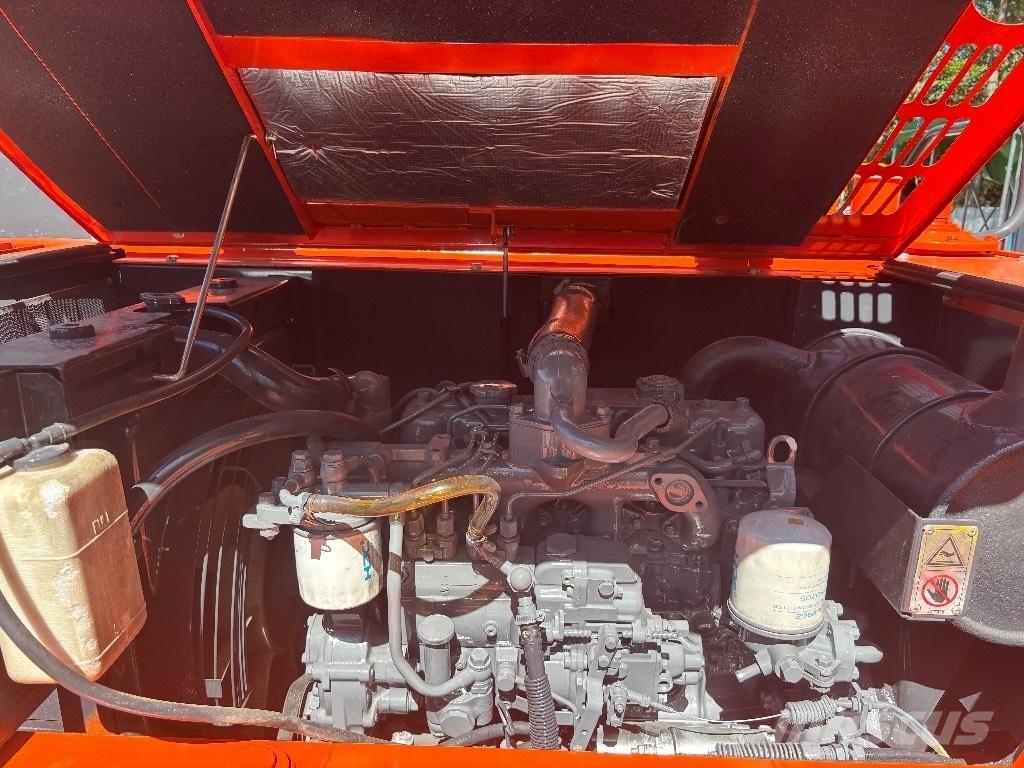Hitachi ZX 70 حفارات صغيرة أقل من 7 طن (حفارات صغيرة)