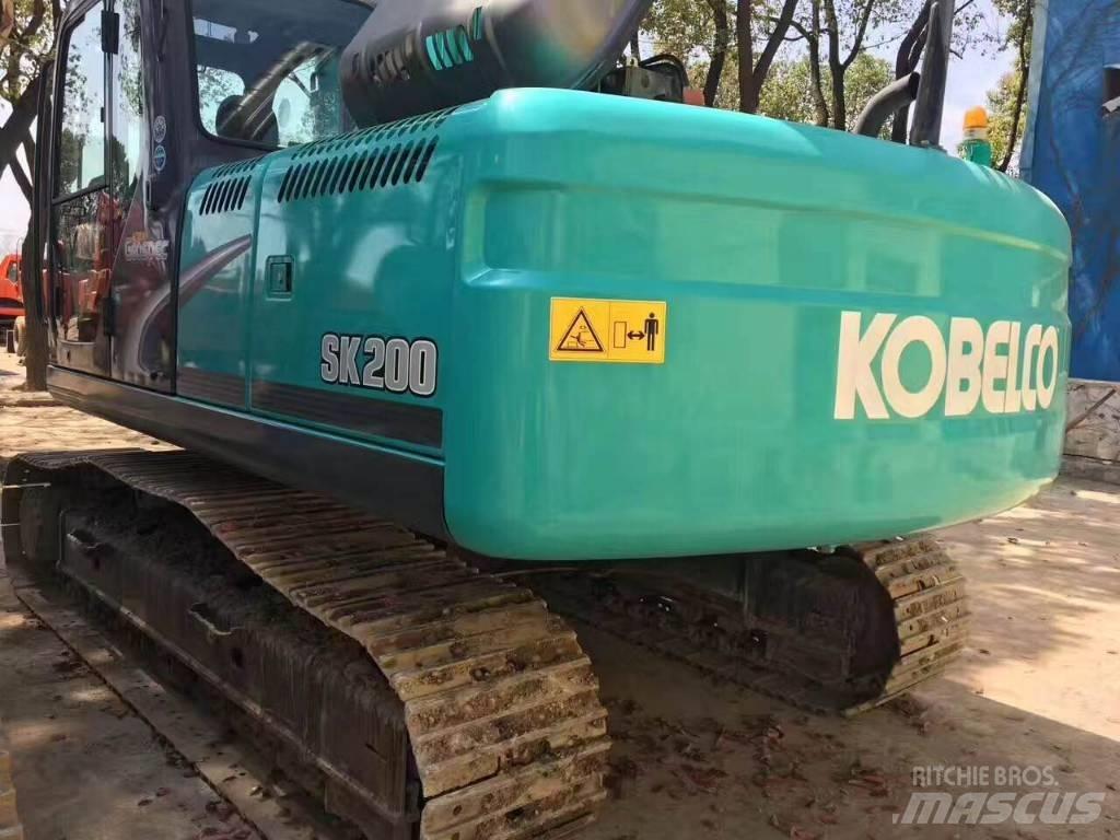 Kobelco SK 200 حفارات زحافة