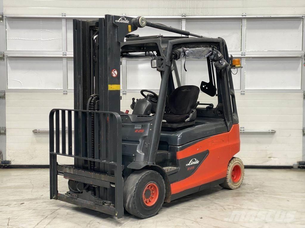 Linde E25L شاحنات ذات رافعات شوكية تعمل بالكهرباء