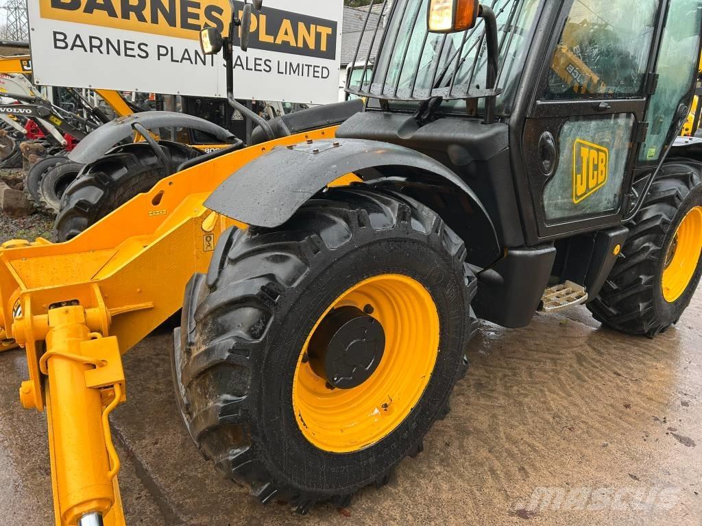 JCB 533-105 مناولات متداخلة