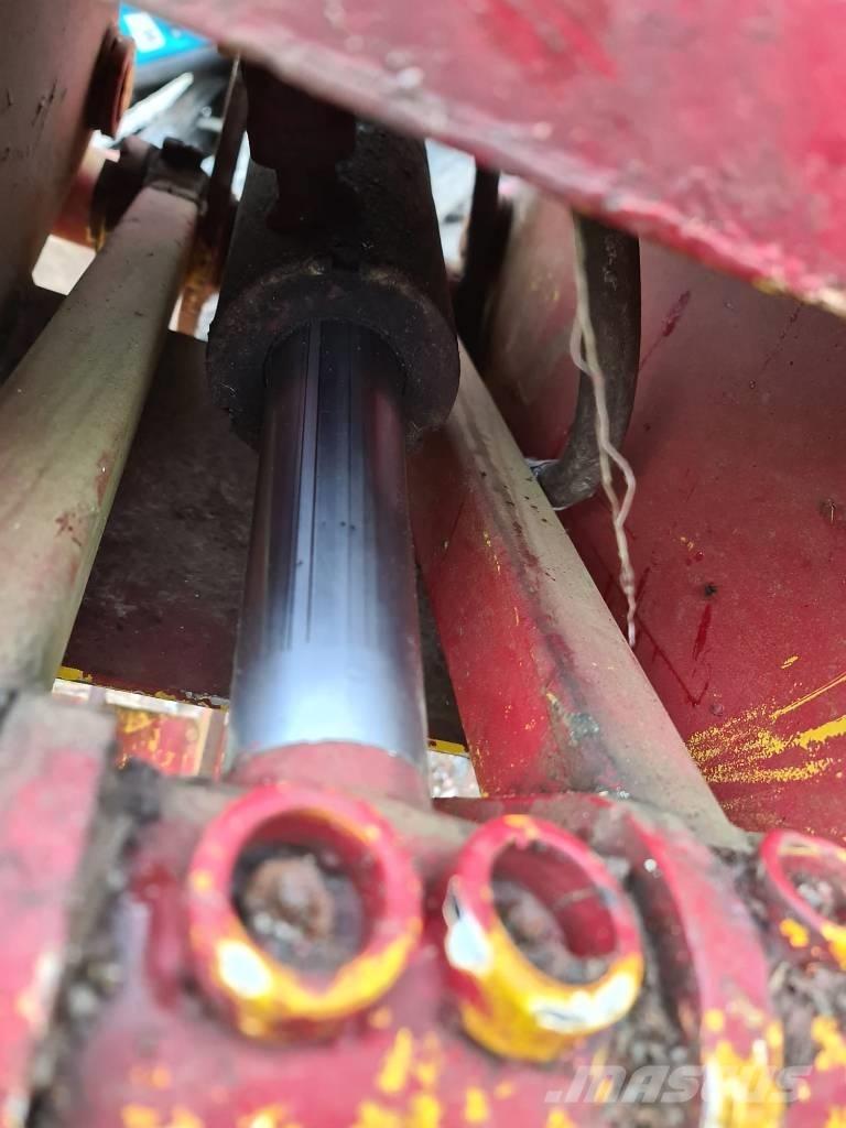 GT purkukoura خطاطيف