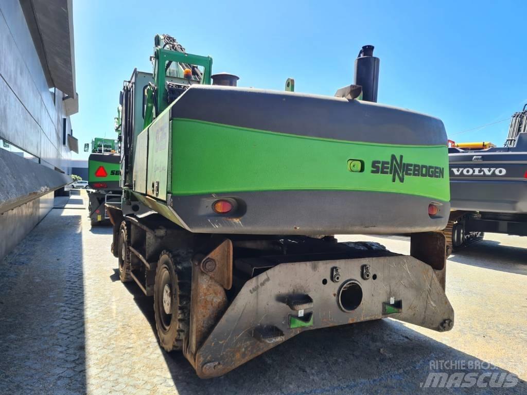 Sennebogen 825 مناولات المخلفات / مناولات صناعية