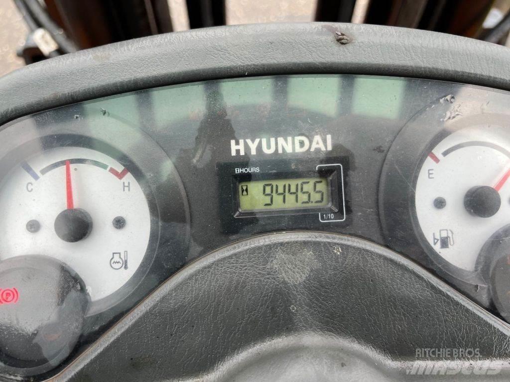 Hyundai 30D-7E شاحنات الديزل