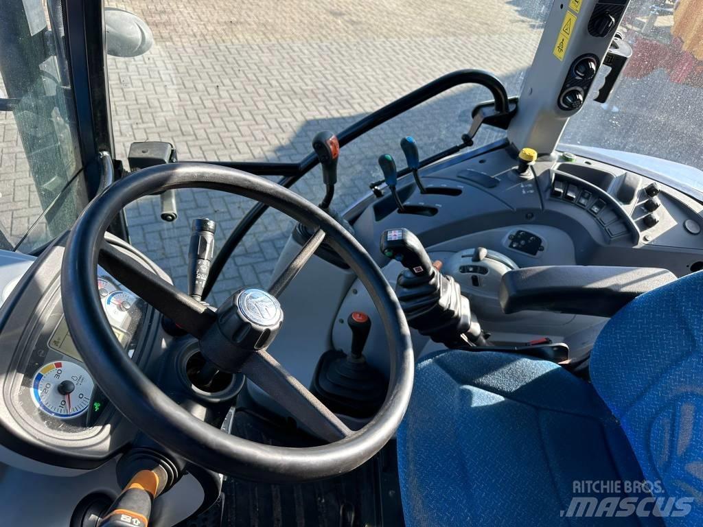 New Holland T 5.95 الجرارات