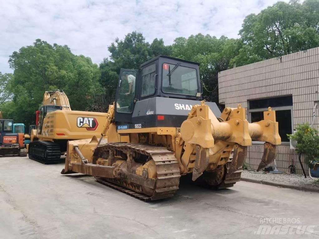 Shantui SD 22 بلدوزرات مجنزرة