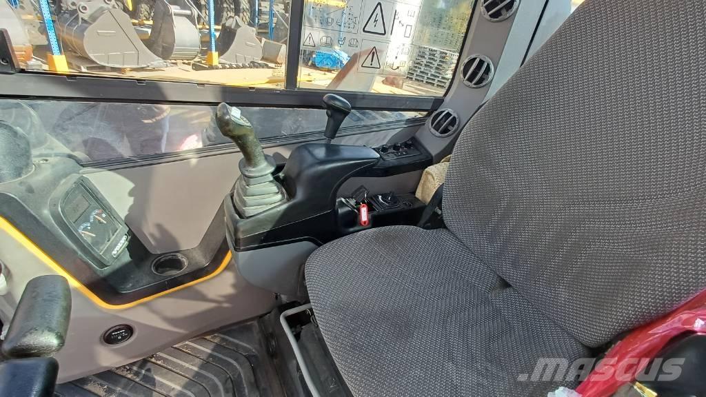 Volvo ECR 88 D حفارات وسط 7 طن - 12 طن