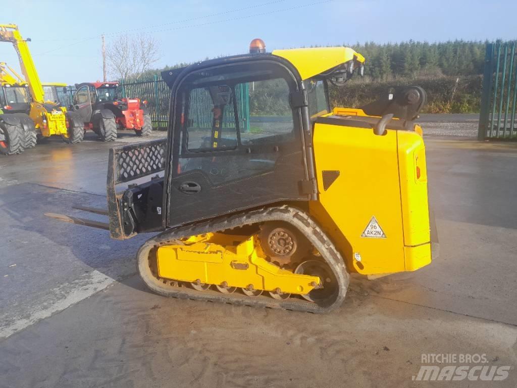 JCB 190 T لوادر انزلاقية التوجيه