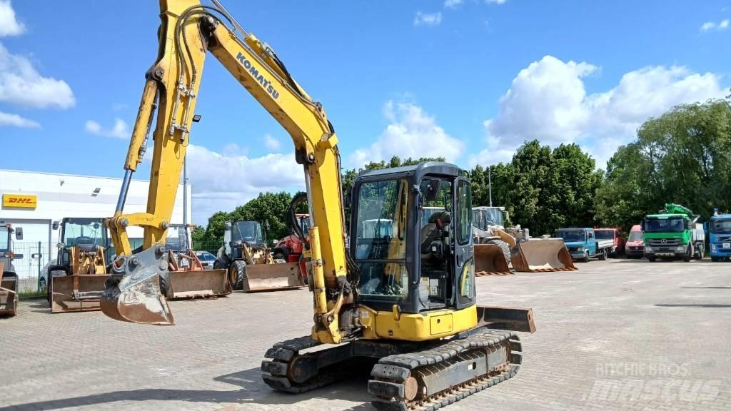 Komatsu PC 55 MR-2 حفارات صغيرة أقل من 7 طن (حفارات صغيرة)