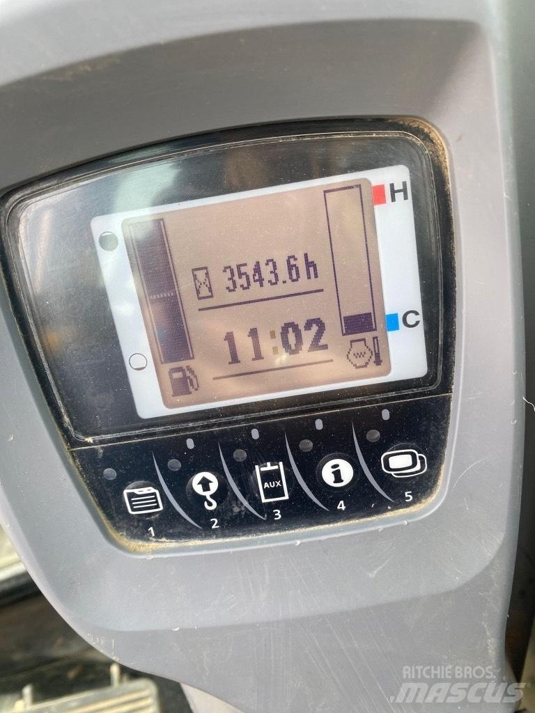 Kubota KX 080-4 حفارات وسط 7 طن - 12 طن