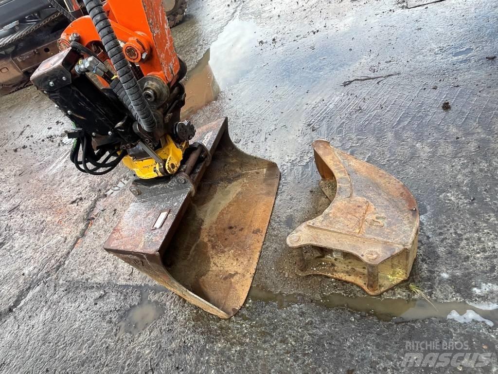 Hitachi ZX 38 U-5 A حفارات صغيرة أقل من 7 طن (حفارات صغيرة)