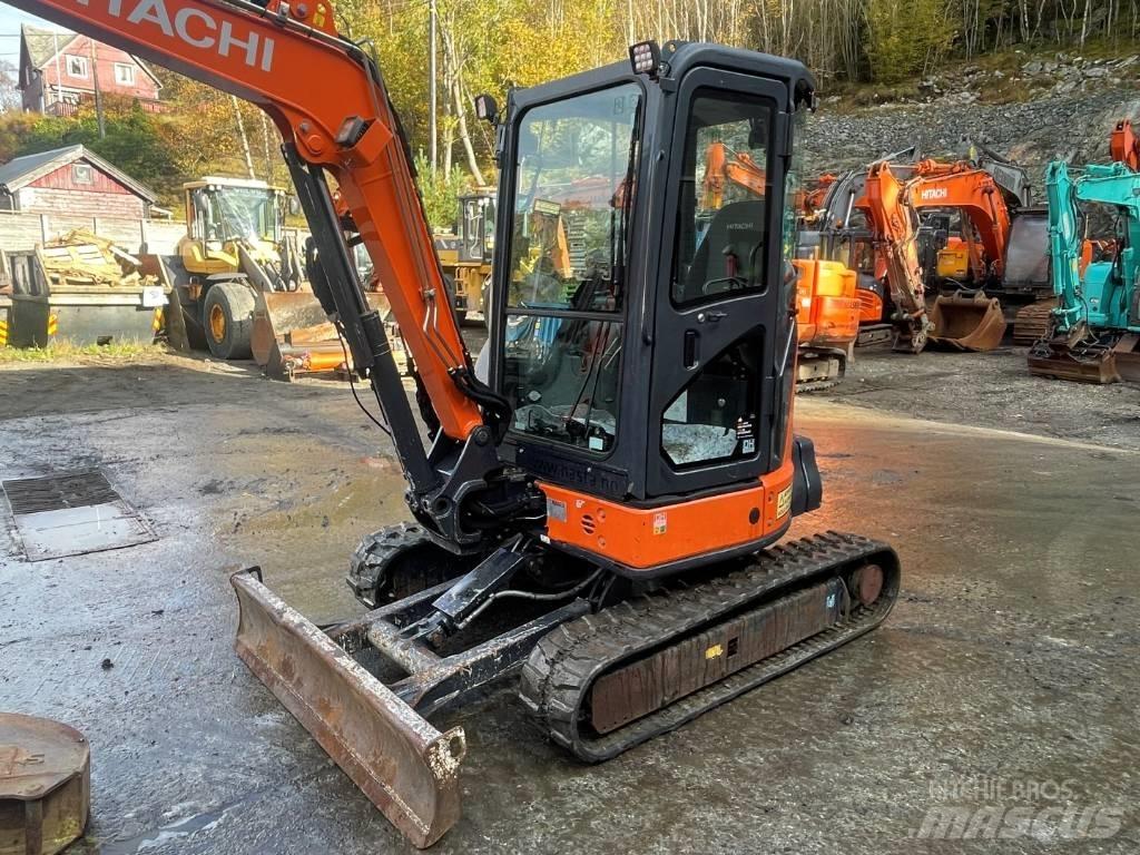 Hitachi ZX 38 U-5 A حفارات صغيرة أقل من 7 طن (حفارات صغيرة)
