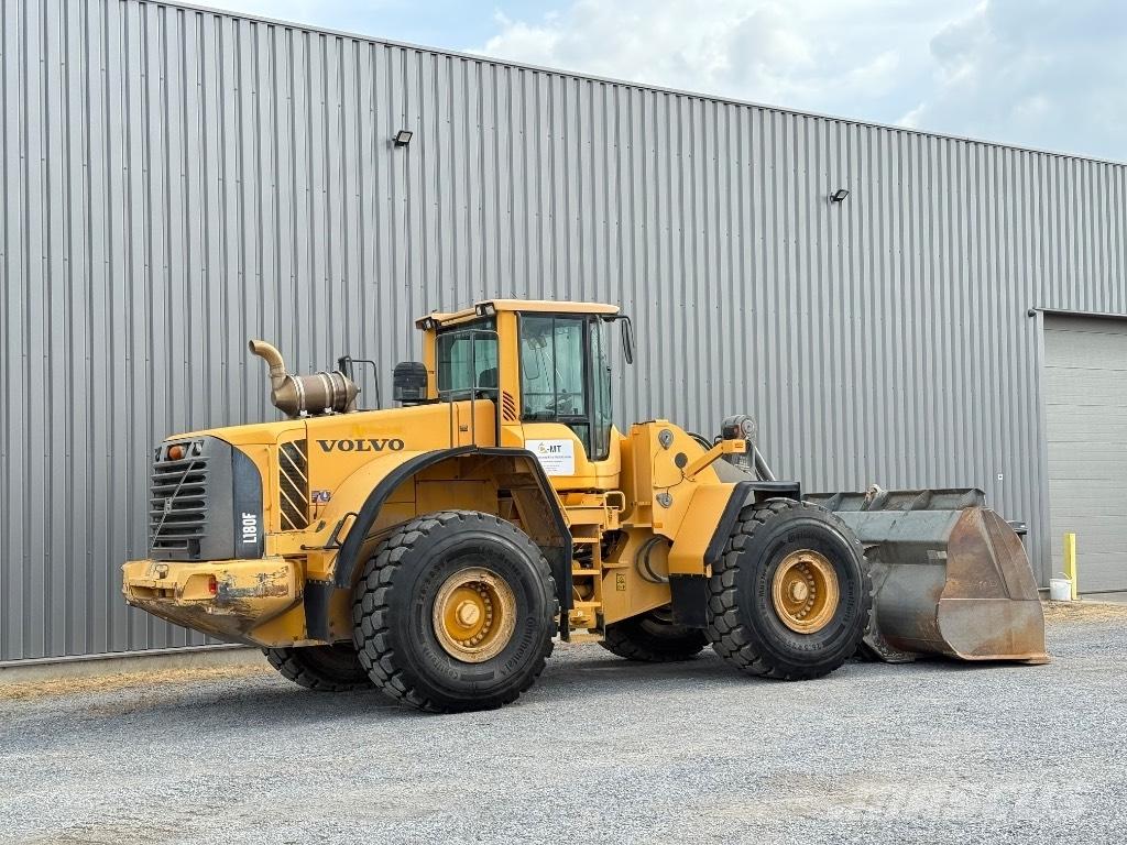 Volvo L 180 F لوادر بعجل