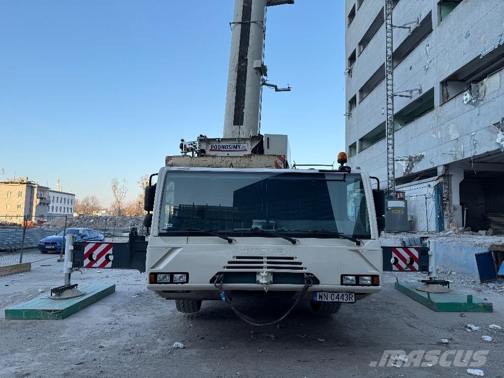 Demag AC 200-1 رافعات صالحة لكل أنواع الطرق