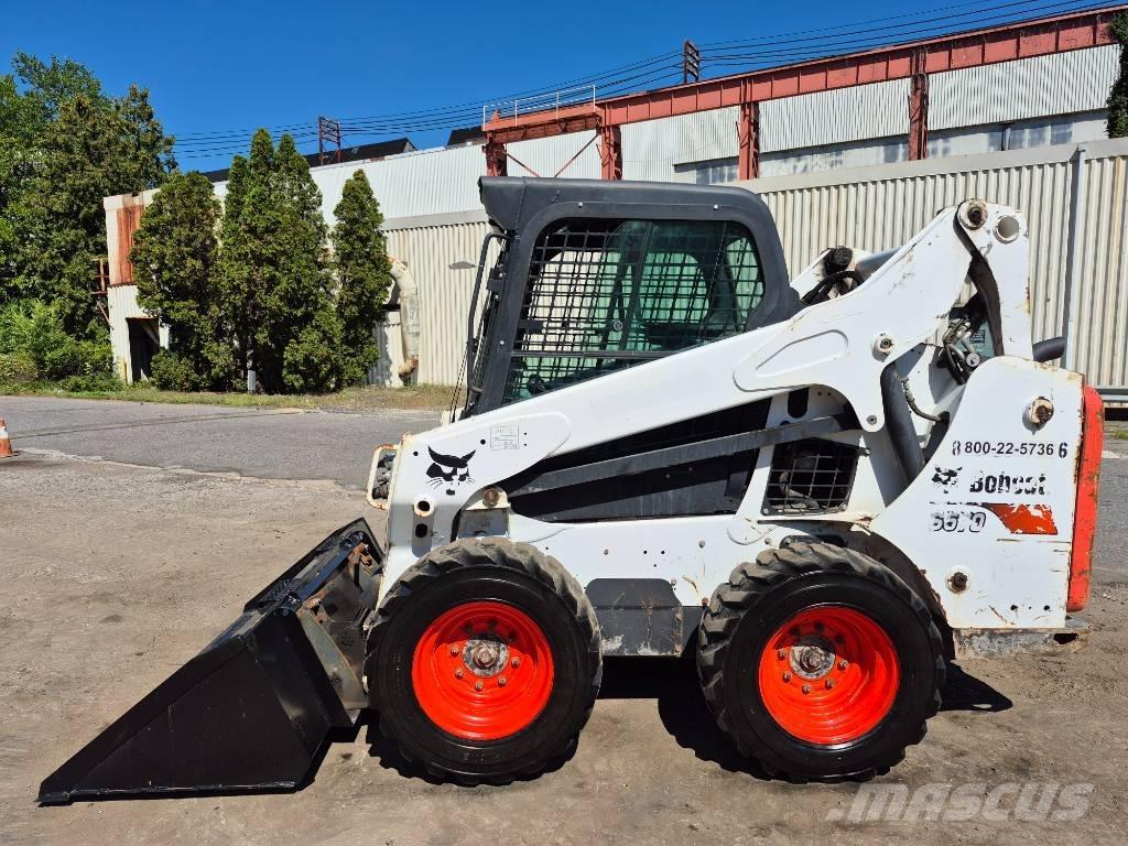 Bobcat S 570 لوادر انزلاقية التوجيه