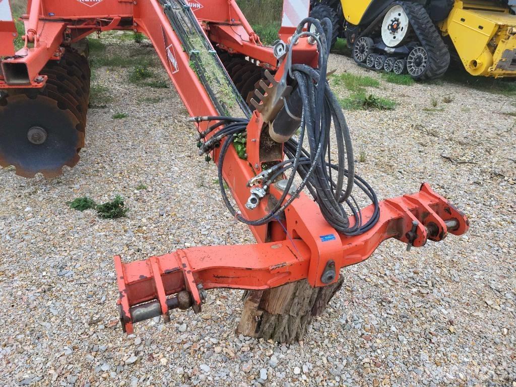Kuhn Discover XL2 - 60 زحافات ساحقة