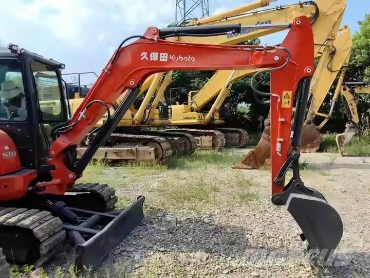 Kubota KX155 حفارات زحافة