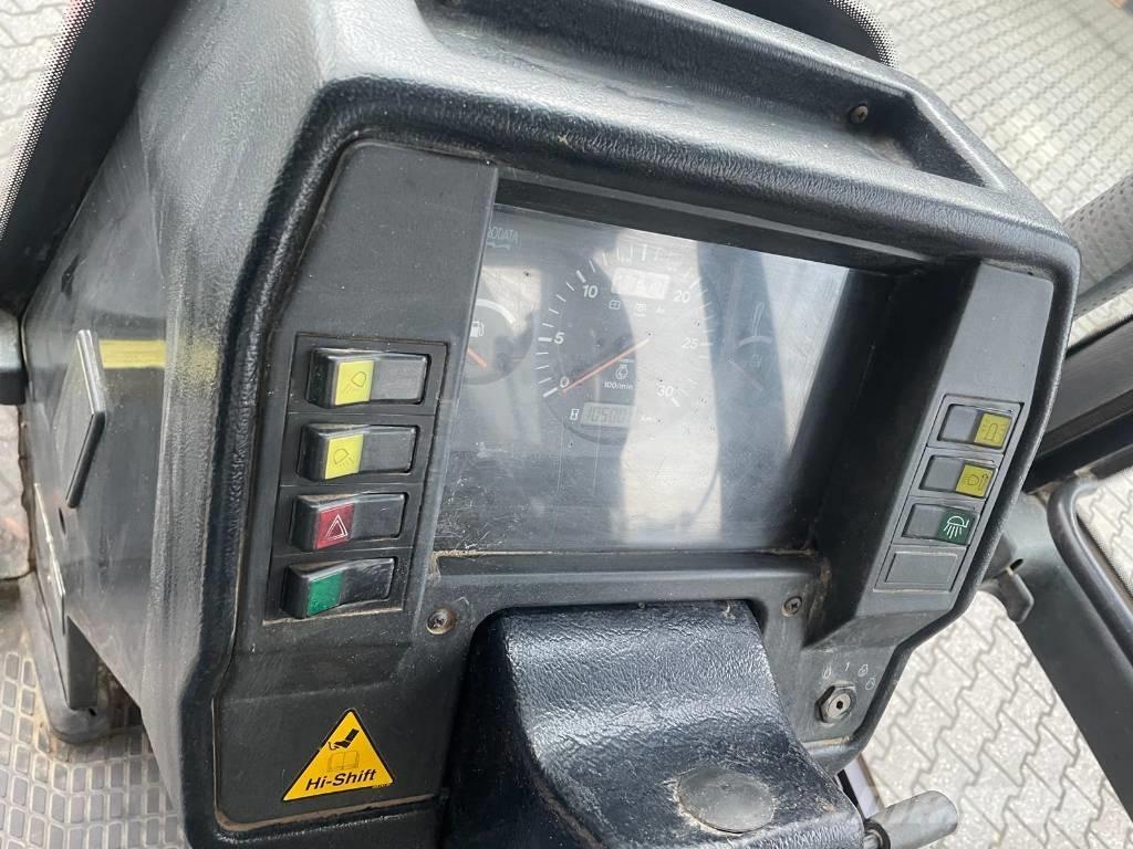 Valtra 6600 tractor الجرارات