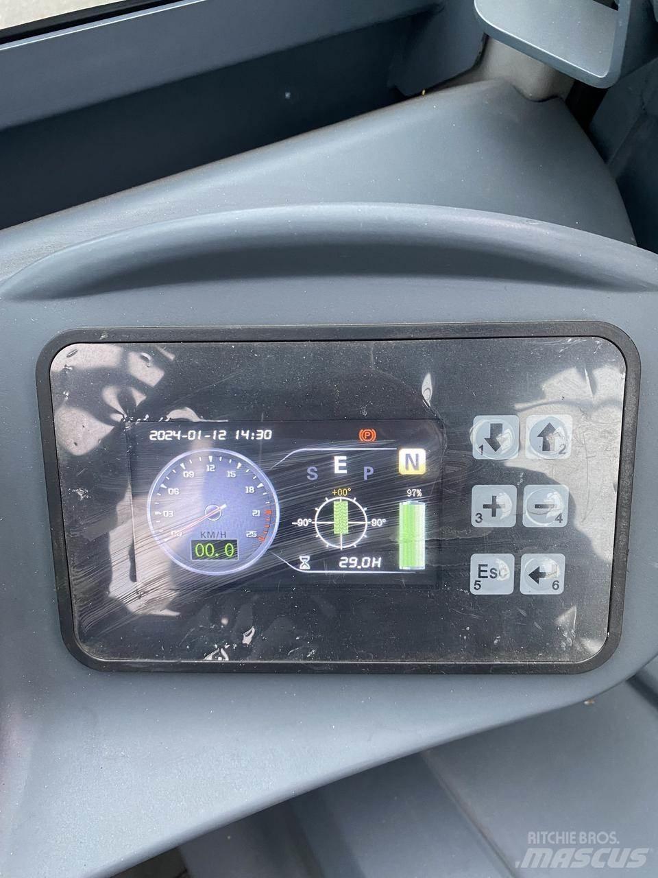 Heli CPD70-GB2DLI شاحنات ذات رافعات شوكية تعمل بالكهرباء